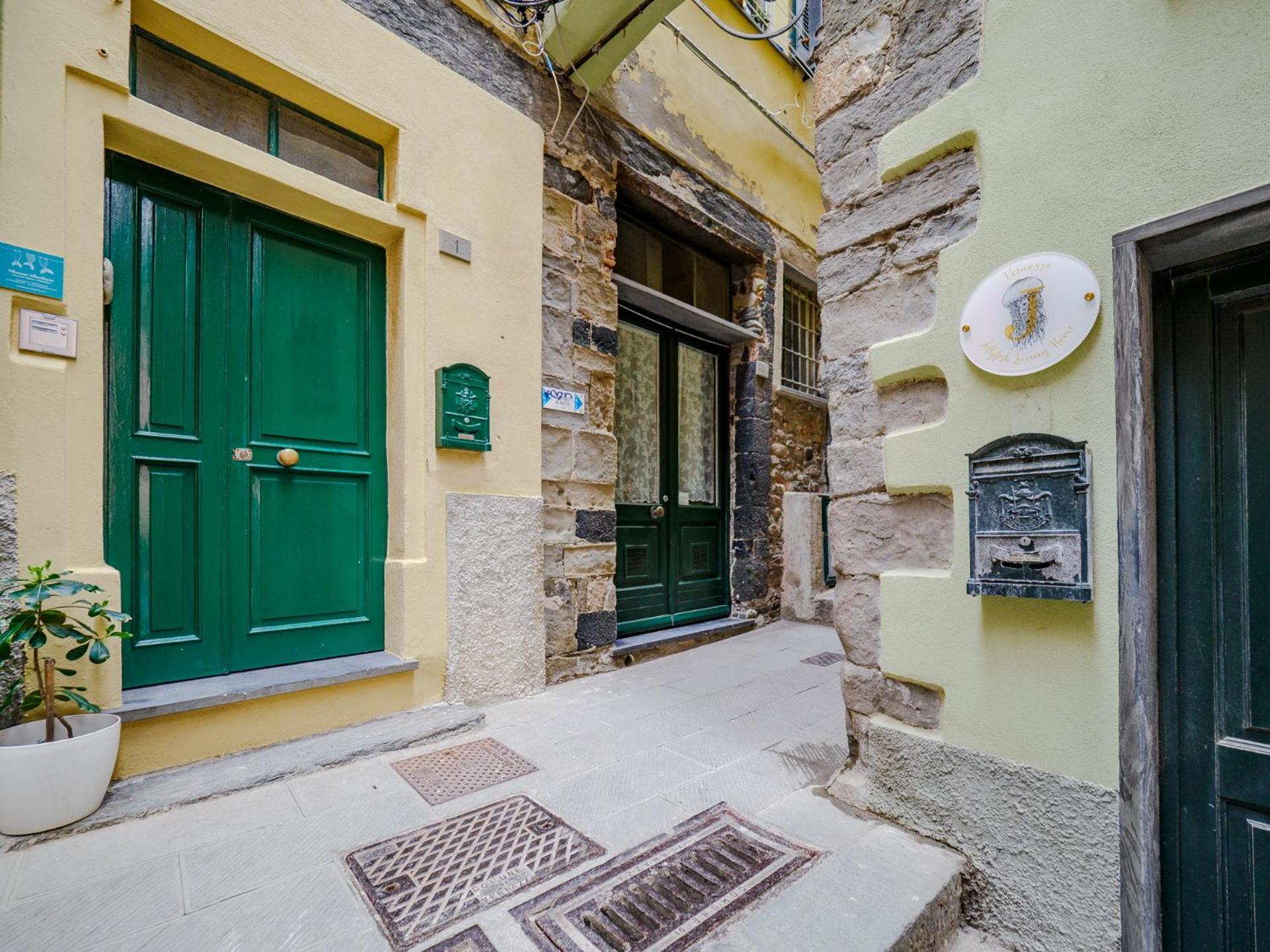Petrella'S Point Studio With Ac Vernazza Eksteriør billede